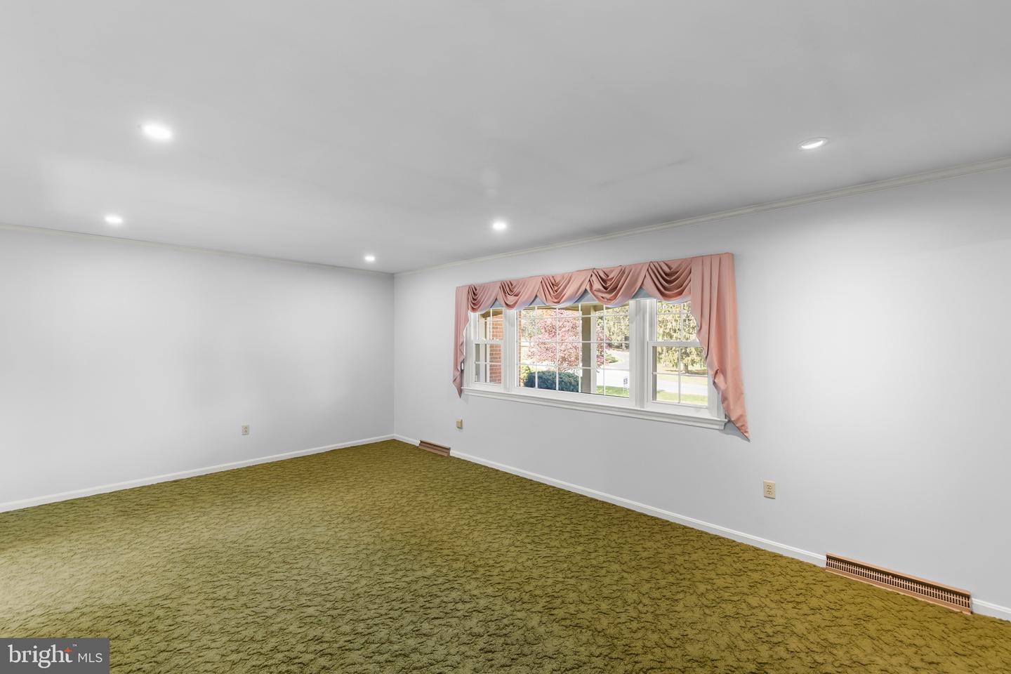 101 DUTTON PL, WINCHESTER, Virginia 22601, 3 Bedrooms Bedrooms, ,2 BathroomsBathrooms,Residential,For sale,101 DUTTON PL,VAFV2035774 MLS # VAFV2035774