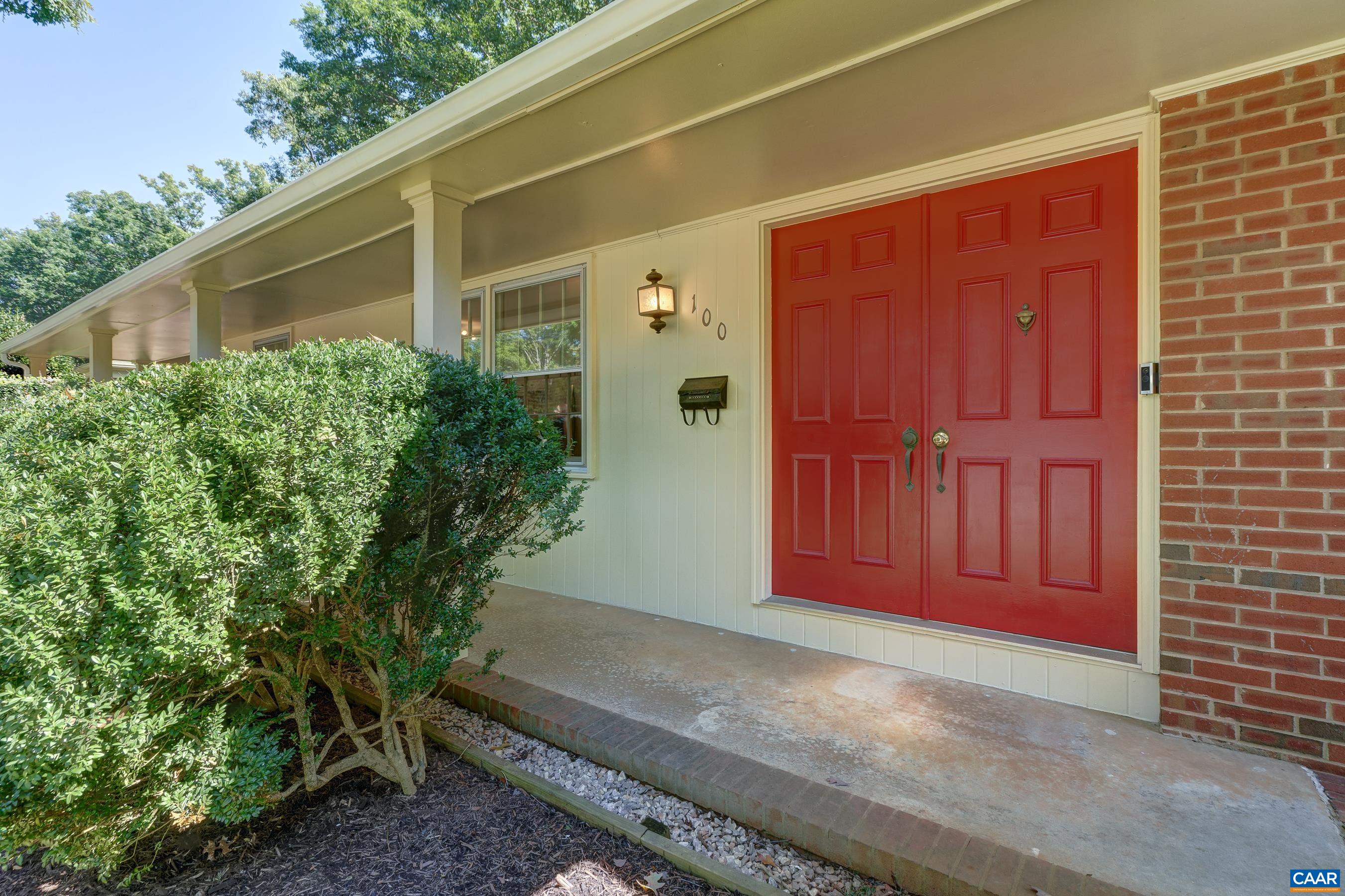 100 ELKHORN RD, CHARLOTTESVILLE, Virginia 22903, 3 Bedrooms Bedrooms, ,3 BathroomsBathrooms,Residential,100 ELKHORN RD,668857 MLS # 668857 100 ELKHORN RD, CHARLOTTESVILLE, Virginia 22903, 3 Bedrooms Bedrooms, ,3 BathroomsBathrooms,Residential,100 ELKHORN RD,668857 MLS # 668857