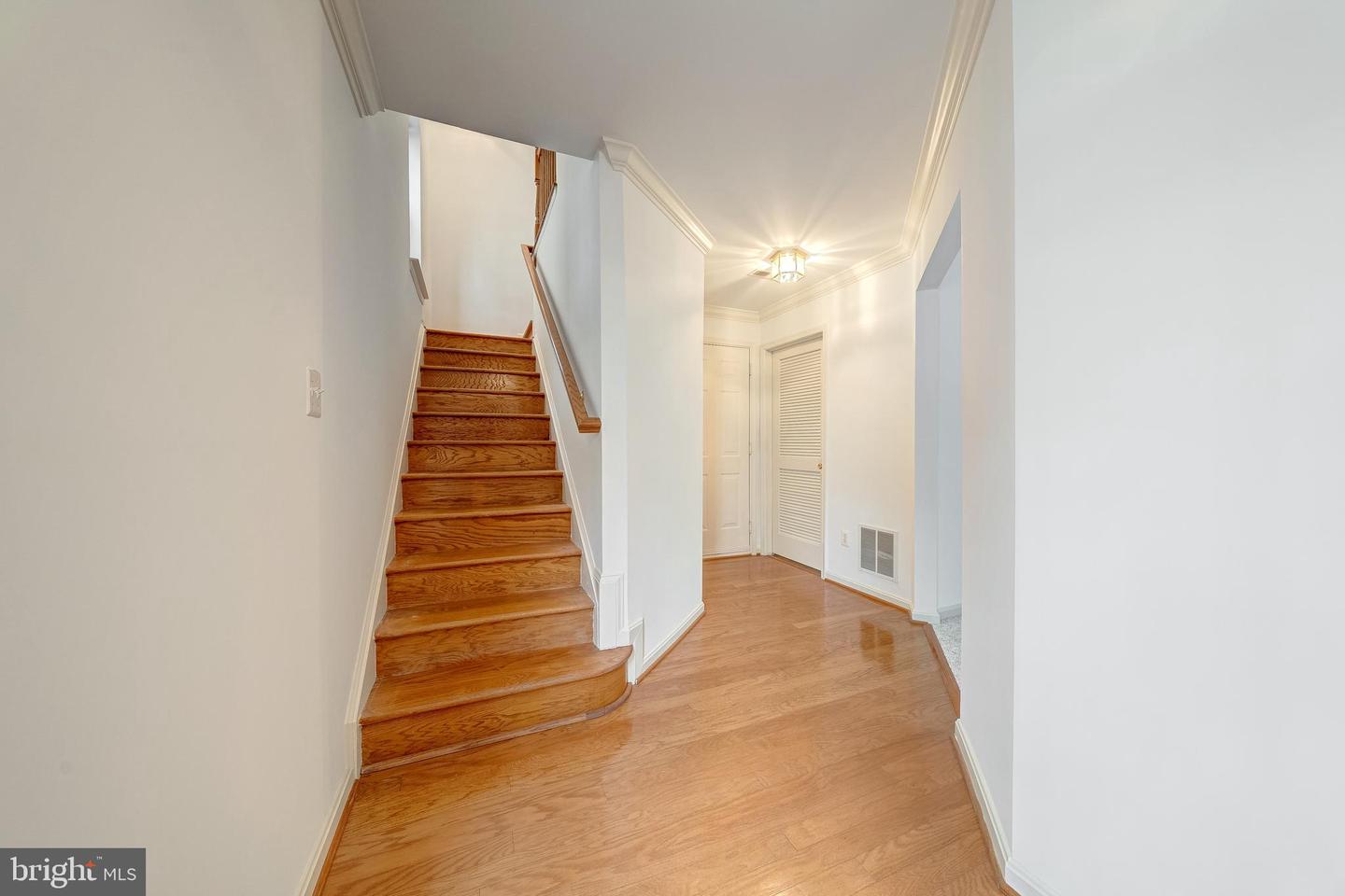 44248 SUSCON SQ, ASHBURN, Virginia 20147, 3 Bedrooms Bedrooms, ,2 BathroomsBathrooms,Residential,For sale,44248 SUSCON SQ,VALO2108802 MLS # VALO2108802