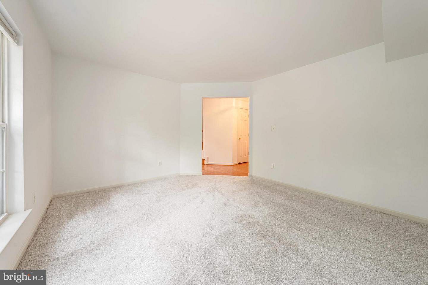 44248 SUSCON SQ, ASHBURN, Virginia 20147, 3 Bedrooms Bedrooms, ,2 BathroomsBathrooms,Residential,For sale,44248 SUSCON SQ,VALO2108802 MLS # VALO2108802