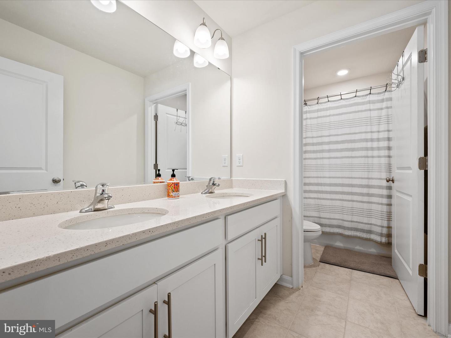 417 NORRIS ST, BERRYVILLE, Virginia 22611, 5 Bedrooms Bedrooms, ,4 BathroomsBathrooms,Residential,For sale,417 NORRIS ST,VACL2006176 MLS # VACL2006176