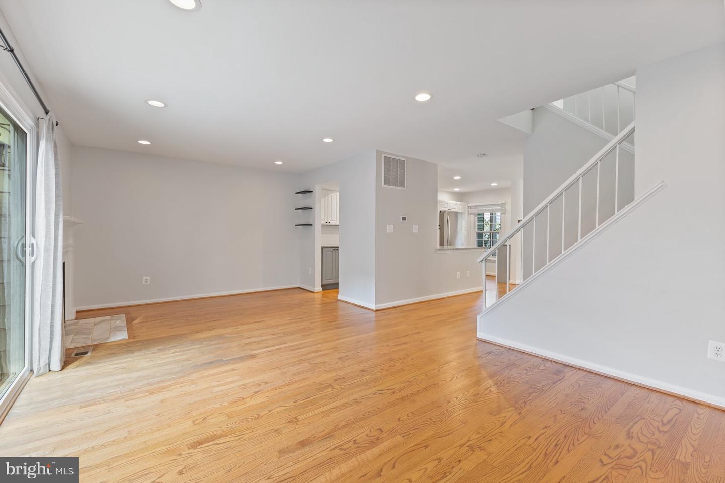 5431 CROWS NEST CT, FAIRFAX, Virginia 22032, 3 Bedrooms Bedrooms, 13 Rooms Rooms,2 BathroomsBathrooms,Residential,For sale,5431 CROWS NEST CT,VAFX2275060 MLS # VAFX2275060 5431 CROWS NEST CT, FAIRFAX, Virginia 22032, 3 Bedrooms Bedrooms, 13 Rooms Rooms,2 BathroomsBathrooms,Residential,For sale,5431 CROWS NEST CT,VAFX2275060 MLS # VAFX2275060