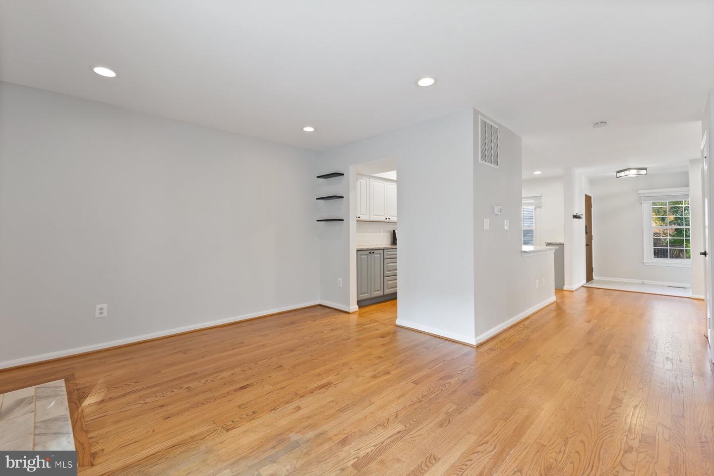 5431 CROWS NEST CT, FAIRFAX, Virginia 22032, 3 Bedrooms Bedrooms, 13 Rooms Rooms,2 BathroomsBathrooms,Residential,For sale,5431 CROWS NEST CT,VAFX2275060 MLS # VAFX2275060 5431 CROWS NEST CT, FAIRFAX, Virginia 22032, 3 Bedrooms Bedrooms, 13 Rooms Rooms,2 BathroomsBathrooms,Residential,For sale,5431 CROWS NEST CT,VAFX2275060 MLS # VAFX2275060