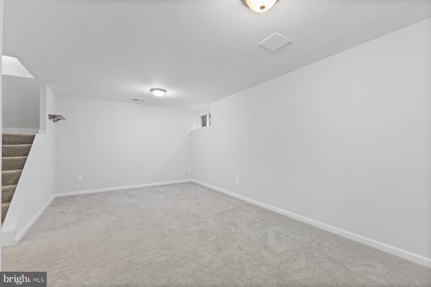 5431 CROWS NEST CT, FAIRFAX, Virginia 22032, 3 Bedrooms Bedrooms, 13 Rooms Rooms,2 BathroomsBathrooms,Residential,For sale,5431 CROWS NEST CT,VAFX2275060 MLS # VAFX2275060 5431 CROWS NEST CT, FAIRFAX, Virginia 22032, 3 Bedrooms Bedrooms, 13 Rooms Rooms,2 BathroomsBathrooms,Residential,For sale,5431 CROWS NEST CT,VAFX2275060 MLS # VAFX2275060