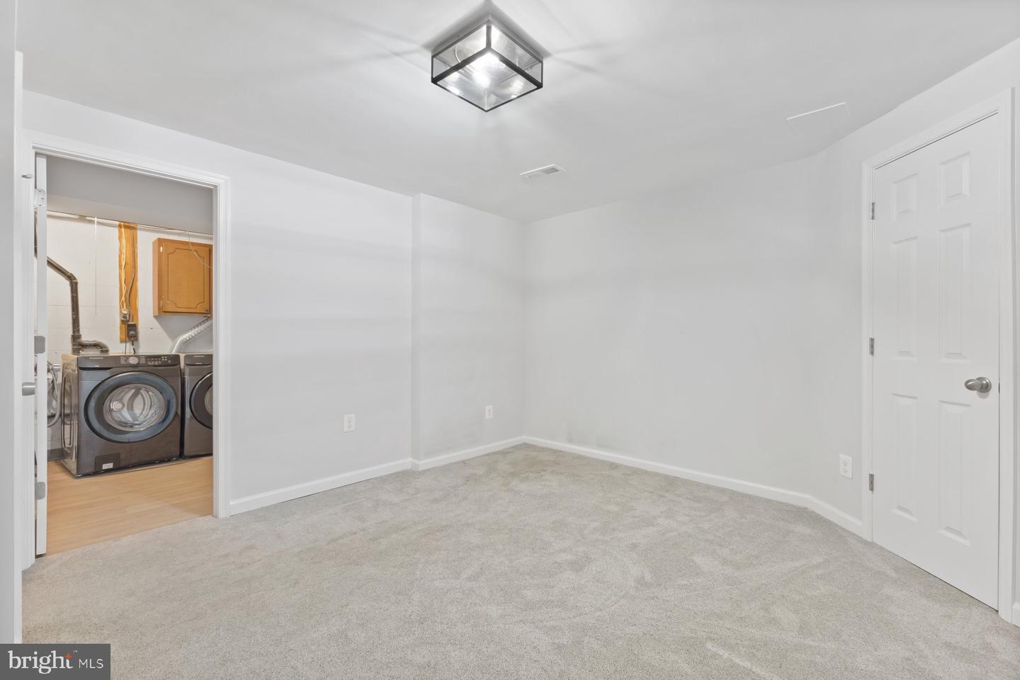 5431 CROWS NEST CT, FAIRFAX, Virginia 22032, 3 Bedrooms Bedrooms, 13 Rooms Rooms,2 BathroomsBathrooms,Residential,For sale,5431 CROWS NEST CT,VAFX2275060 MLS # VAFX2275060 5431 CROWS NEST CT, FAIRFAX, Virginia 22032, 3 Bedrooms Bedrooms, 13 Rooms Rooms,2 BathroomsBathrooms,Residential,For sale,5431 CROWS NEST CT,VAFX2275060 MLS # VAFX2275060