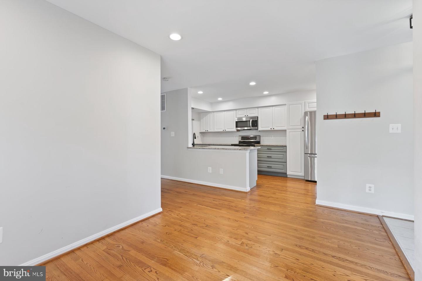 5431 CROWS NEST CT, FAIRFAX, Virginia 22032, 3 Bedrooms Bedrooms, 13 Rooms Rooms,2 BathroomsBathrooms,Residential,For sale,5431 CROWS NEST CT,VAFX2275060 MLS # VAFX2275060 5431 CROWS NEST CT, FAIRFAX, Virginia 22032, 3 Bedrooms Bedrooms, 13 Rooms Rooms,2 BathroomsBathrooms,Residential,For sale,5431 CROWS NEST CT,VAFX2275060 MLS # VAFX2275060