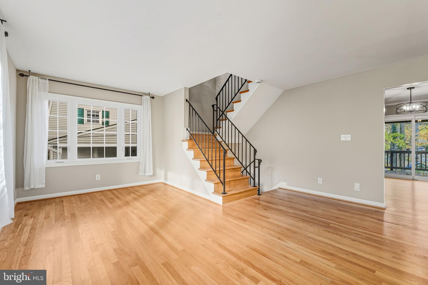 8643 CURTIS AVE, ALEXANDRIA, Virginia 22309, 4 Bedrooms Bedrooms, ,2 BathroomsBathrooms,Residential,For sale,8643 CURTIS AVE,VAFX2275386 MLS # VAFX2275386 8643 CURTIS AVE, ALEXANDRIA, Virginia 22309, 4 Bedrooms Bedrooms, ,2 BathroomsBathrooms,Residential,For sale,8643 CURTIS AVE,VAFX2275386 MLS # VAFX2275386