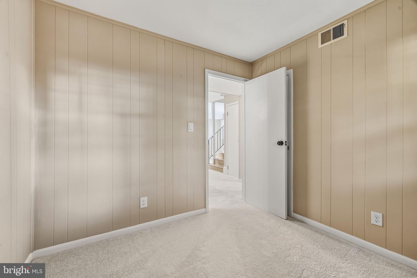 8643 CURTIS AVE, ALEXANDRIA, Virginia 22309, 4 Bedrooms Bedrooms, ,2 BathroomsBathrooms,Residential,For sale,8643 CURTIS AVE,VAFX2275386 MLS # VAFX2275386 8643 CURTIS AVE, ALEXANDRIA, Virginia 22309, 4 Bedrooms Bedrooms, ,2 BathroomsBathrooms,Residential,For sale,8643 CURTIS AVE,VAFX2275386 MLS # VAFX2275386