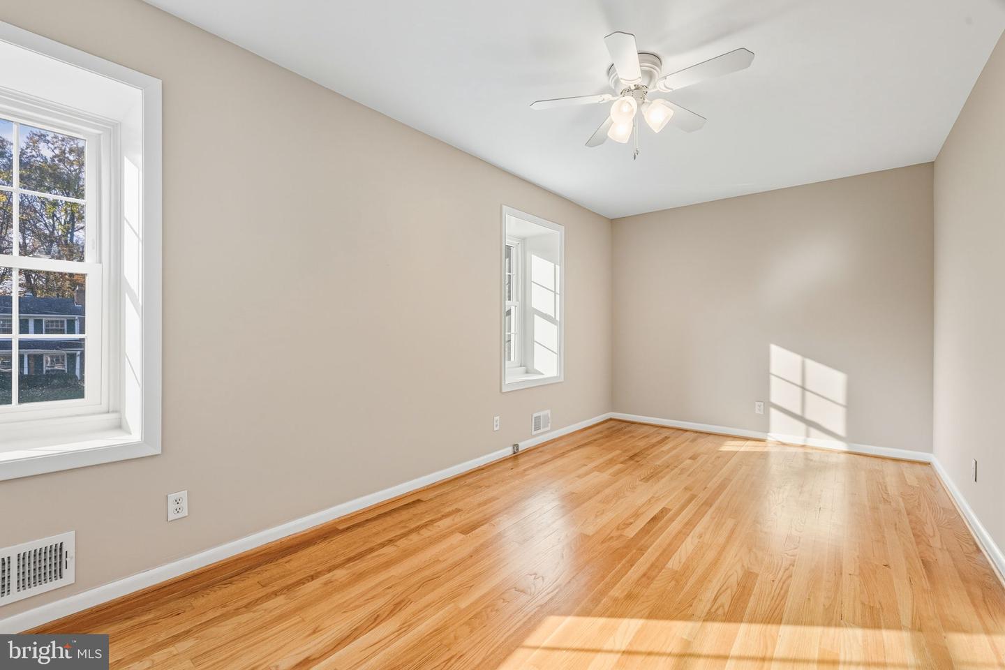 8643 CURTIS AVE, ALEXANDRIA, Virginia 22309, 4 Bedrooms Bedrooms, ,2 BathroomsBathrooms,Residential,For sale,8643 CURTIS AVE,VAFX2275386 MLS # VAFX2275386 8643 CURTIS AVE, ALEXANDRIA, Virginia 22309, 4 Bedrooms Bedrooms, ,2 BathroomsBathrooms,Residential,For sale,8643 CURTIS AVE,VAFX2275386 MLS # VAFX2275386