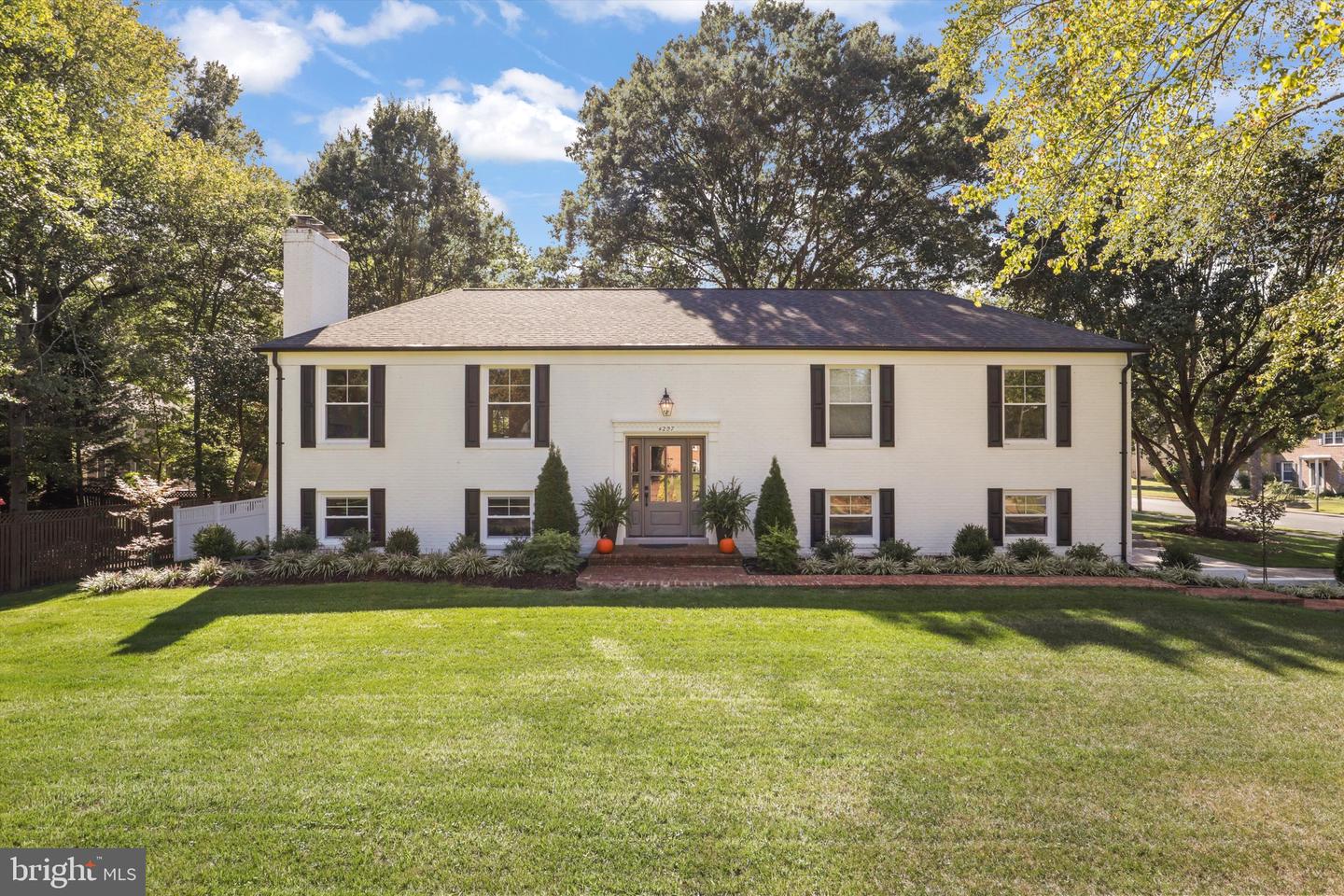 4207 SCOTLAND RD, ALEXANDRIA, Virginia 22309, 5 Bedrooms Bedrooms, ,3 BathroomsBathrooms,Residential,For sale,4207 SCOTLAND RD,VAFX2276090 MLS # VAFX2276090