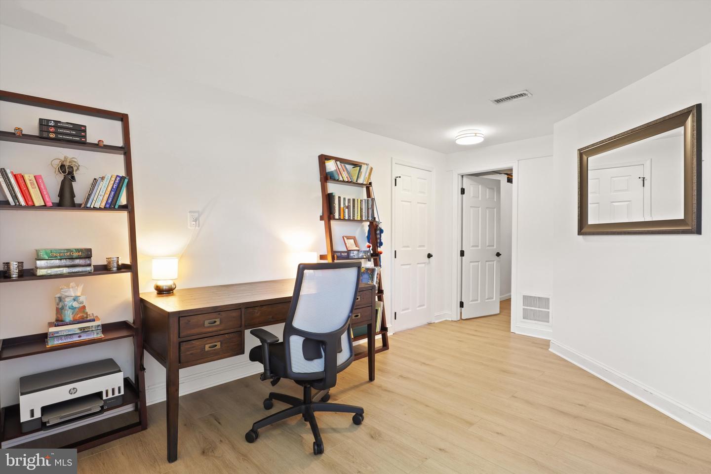 4207 SCOTLAND RD, ALEXANDRIA, Virginia 22309, 5 Bedrooms Bedrooms, ,3 BathroomsBathrooms,Residential,For sale,4207 SCOTLAND RD,VAFX2276090 MLS # VAFX2276090