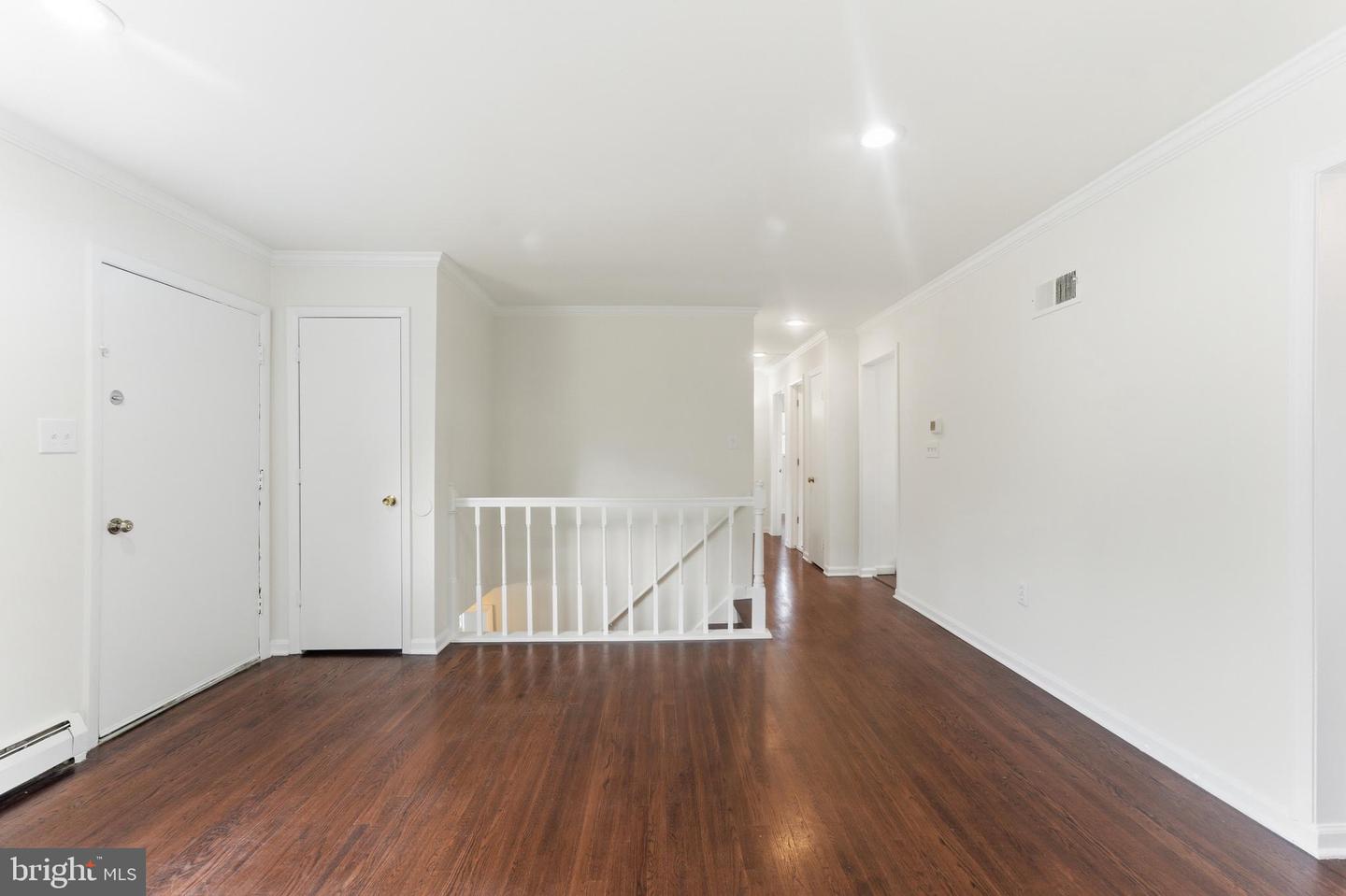 9929 LOUDOUN AVE, MANASSAS, Virginia 20109, 4 Bedrooms Bedrooms, ,1 BathroomBathrooms,Residential,For sale,9929 LOUDOUN AVE,VAPW2106878 MLS # VAPW2106878