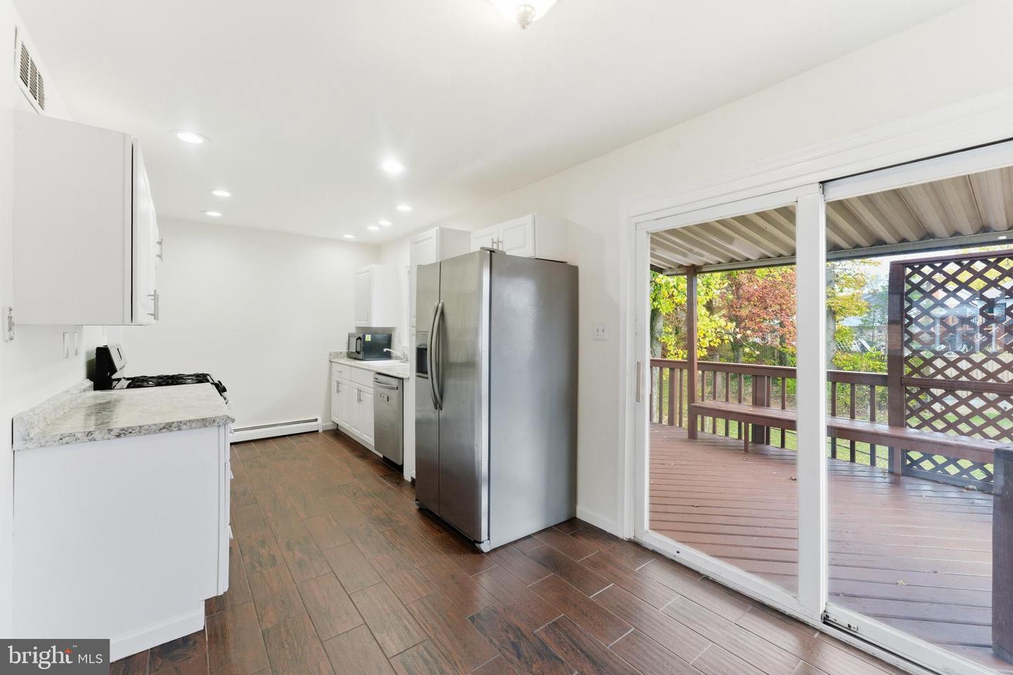 9929 LOUDOUN AVE, MANASSAS, Virginia 20109, 4 Bedrooms Bedrooms, ,1 BathroomBathrooms,Residential,For sale,9929 LOUDOUN AVE,VAPW2106878 MLS # VAPW2106878