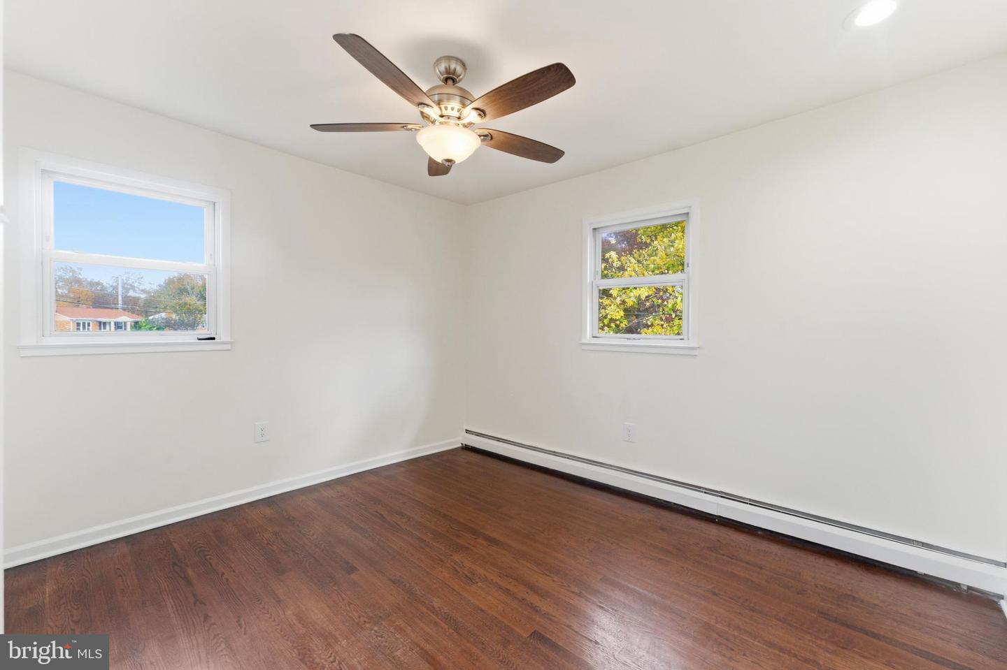 9929 LOUDOUN AVE, MANASSAS, Virginia 20109, 4 Bedrooms Bedrooms, ,1 BathroomBathrooms,Residential,For sale,9929 LOUDOUN AVE,VAPW2106878 MLS # VAPW2106878