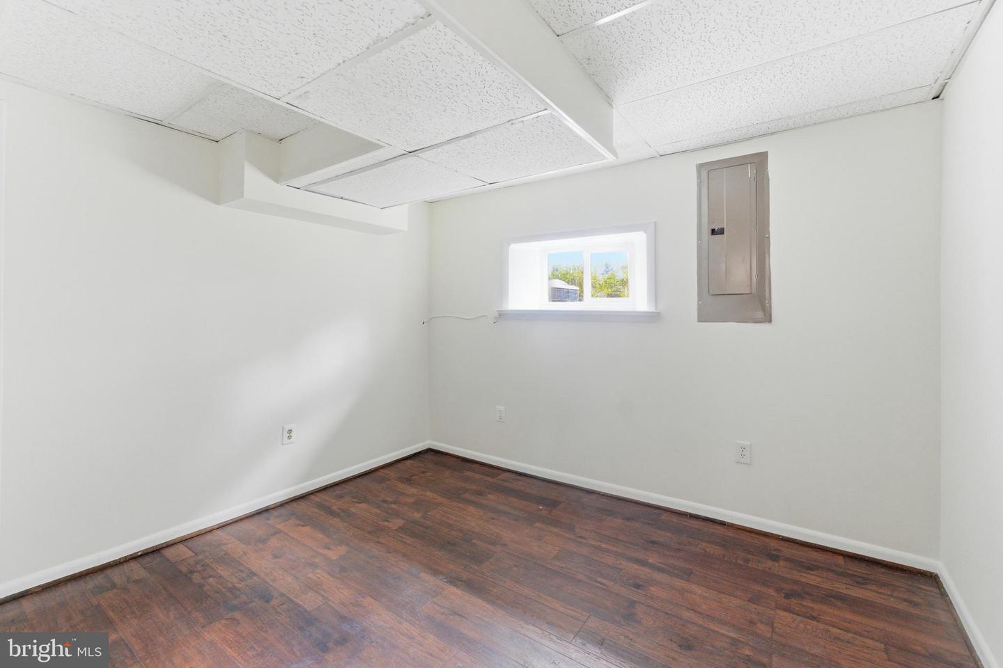 9929 LOUDOUN AVE, MANASSAS, Virginia 20109, 4 Bedrooms Bedrooms, ,1 BathroomBathrooms,Residential,For sale,9929 LOUDOUN AVE,VAPW2106878 MLS # VAPW2106878