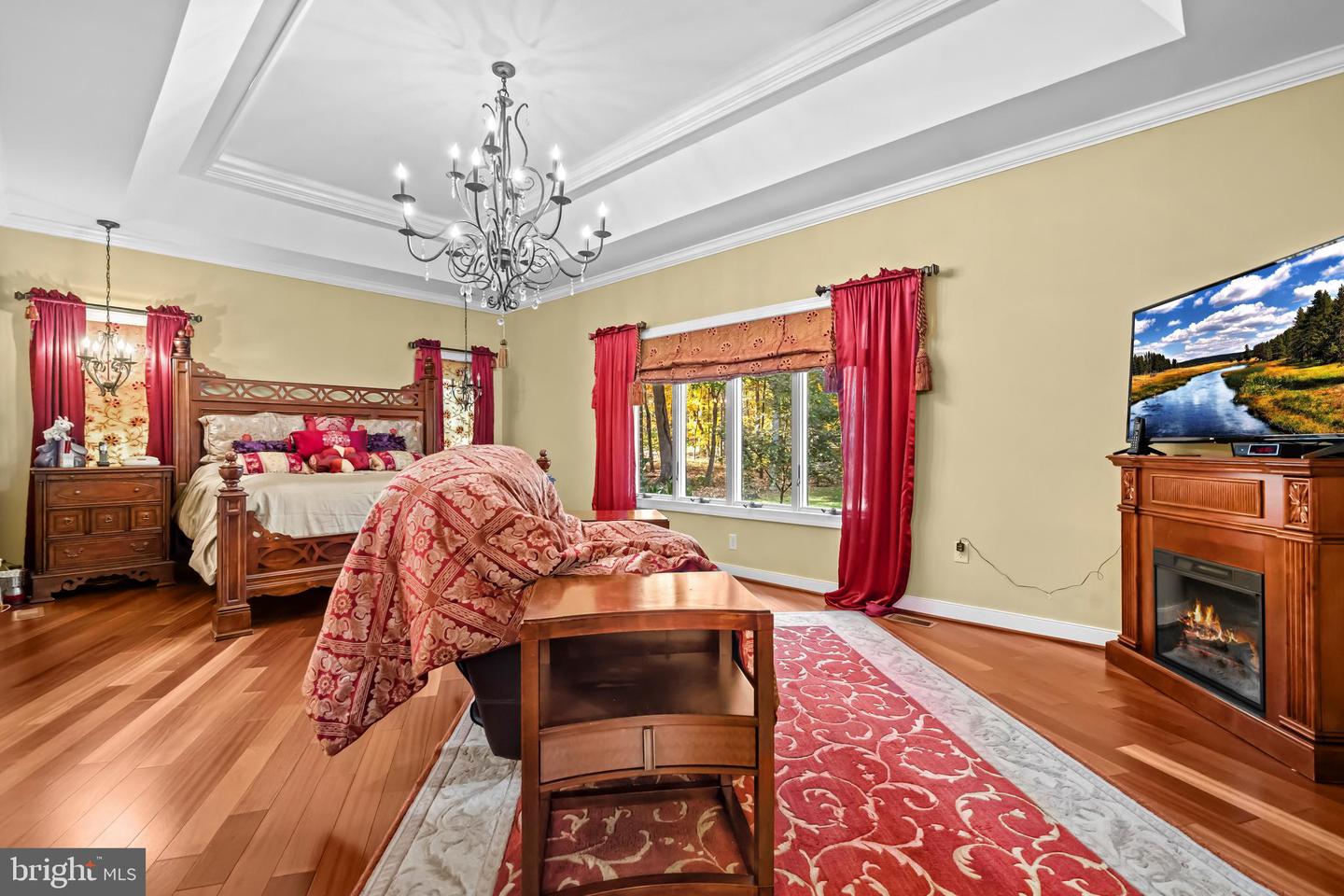 32 CARRIAGE HILL LN, FREDERICKSBURG, Virginia 22407, 5 Bedrooms Bedrooms, ,4 BathroomsBathrooms,Residential,For sale,32 CARRIAGE HILL LN,VASP2037298 MLS # VASP2037298