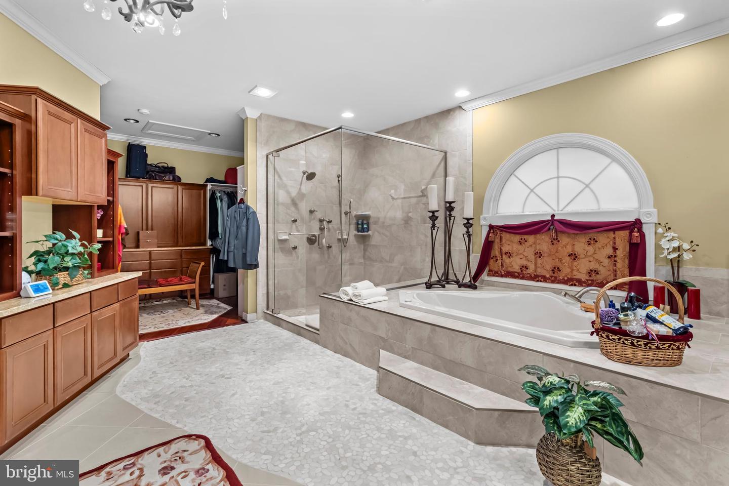 32 CARRIAGE HILL LN, FREDERICKSBURG, Virginia 22407, 5 Bedrooms Bedrooms, ,4 BathroomsBathrooms,Residential,For sale,32 CARRIAGE HILL LN,VASP2037298 MLS # VASP2037298