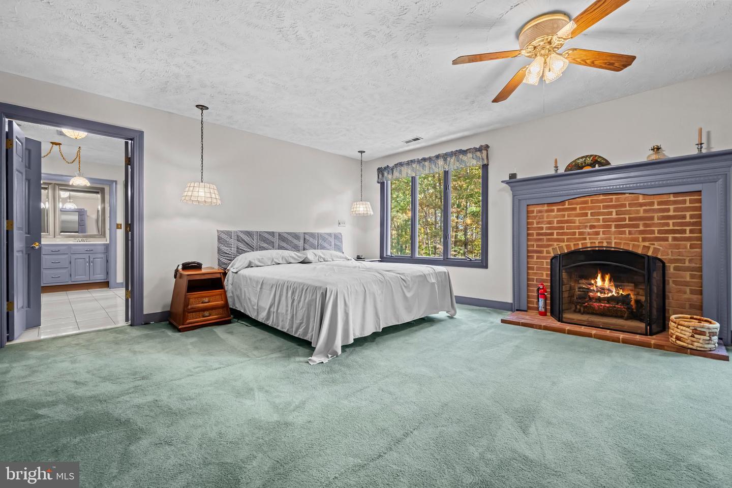 32 CARRIAGE HILL LN, FREDERICKSBURG, Virginia 22407, 5 Bedrooms Bedrooms, ,4 BathroomsBathrooms,Residential,For sale,32 CARRIAGE HILL LN,VASP2037298 MLS # VASP2037298