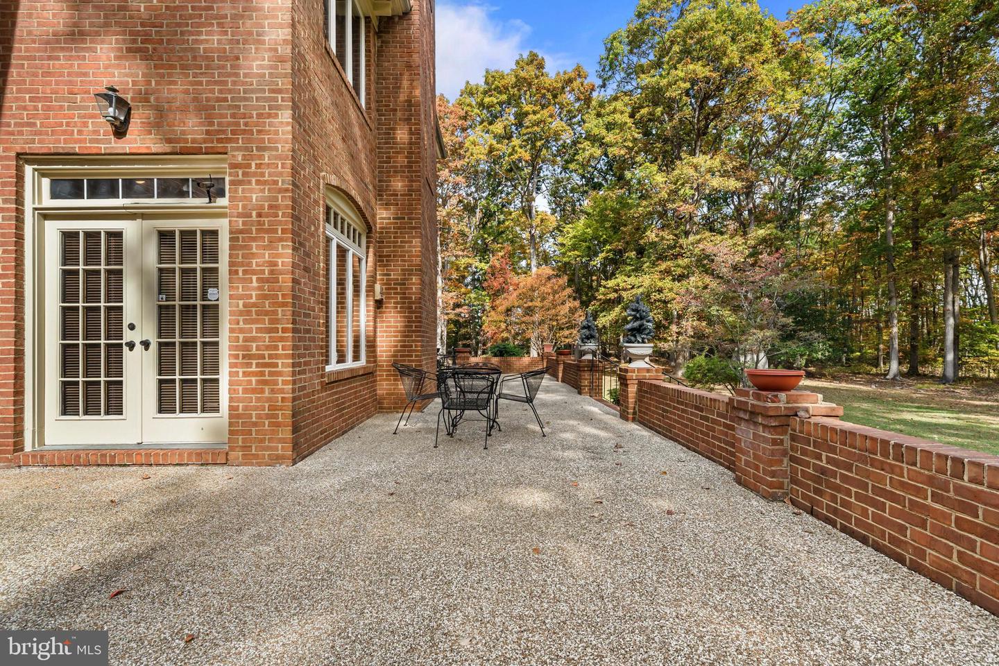 32 CARRIAGE HILL LN, FREDERICKSBURG, Virginia 22407, 5 Bedrooms Bedrooms, ,4 BathroomsBathrooms,Residential,For sale,32 CARRIAGE HILL LN,VASP2037298 MLS # VASP2037298