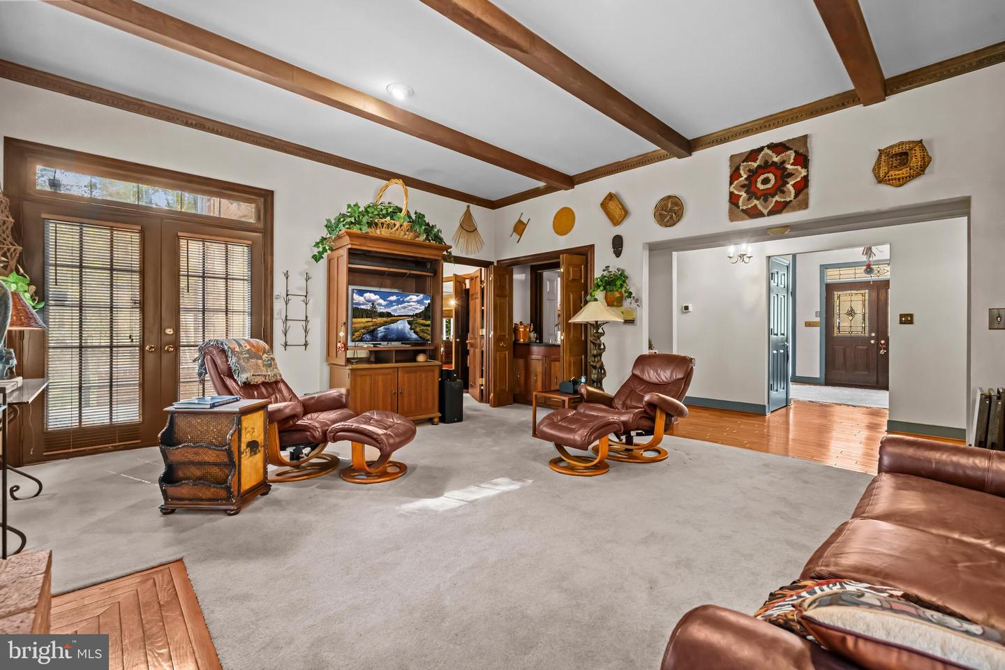 32 CARRIAGE HILL LN, FREDERICKSBURG, Virginia 22407, 5 Bedrooms Bedrooms, ,4 BathroomsBathrooms,Residential,For sale,32 CARRIAGE HILL LN,VASP2037298 MLS # VASP2037298