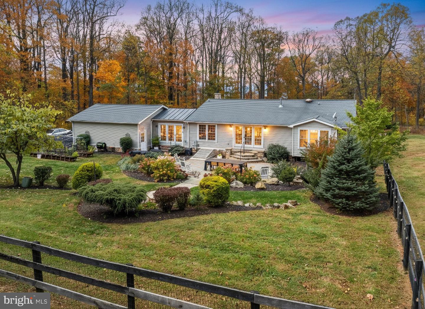 19488 BLUERIDGE MOUNTAIN RD, BLUEMONT, Virginia 20135, 3 Bedrooms Bedrooms, ,3 BathroomsBathrooms,Residential,For sale,19488 BLUERIDGE MOUNTAIN RD,VACL2006188 MLS # VACL2006188