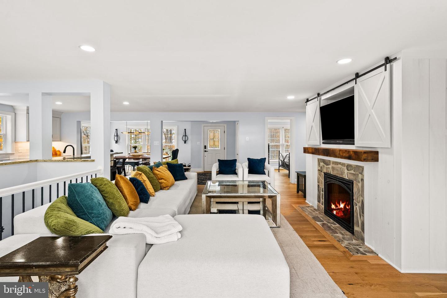 19488 BLUERIDGE MOUNTAIN RD, BLUEMONT, Virginia 20135, 3 Bedrooms Bedrooms, ,3 BathroomsBathrooms,Residential,For sale,19488 BLUERIDGE MOUNTAIN RD,VACL2006188 MLS # VACL2006188