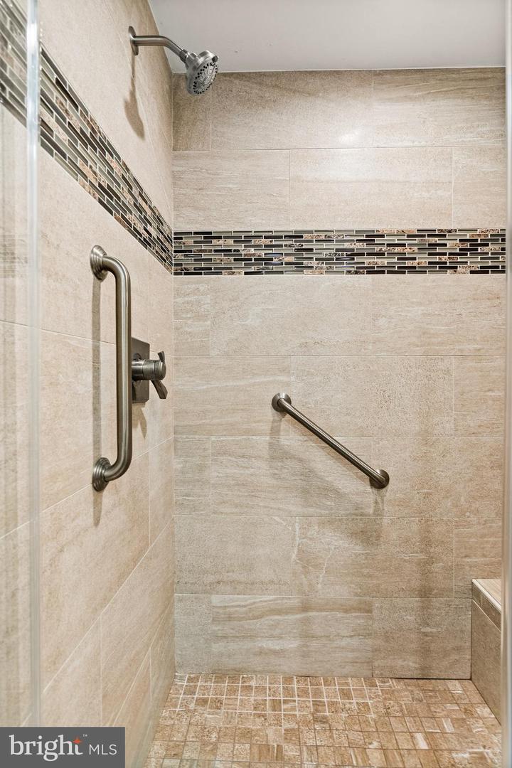 19488 BLUERIDGE MOUNTAIN RD, BLUEMONT, Virginia 20135, 3 Bedrooms Bedrooms, ,3 BathroomsBathrooms,Residential,For sale,19488 BLUERIDGE MOUNTAIN RD,VACL2006188 MLS # VACL2006188