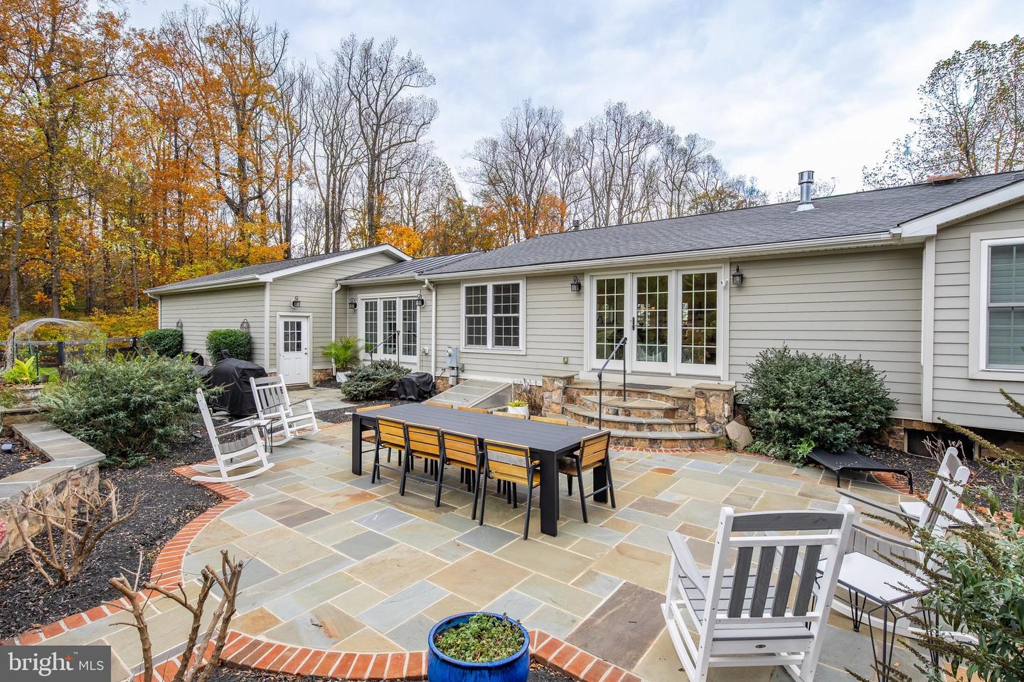 19488 BLUERIDGE MOUNTAIN RD, BLUEMONT, Virginia 20135, 3 Bedrooms Bedrooms, ,3 BathroomsBathrooms,Residential,For sale,19488 BLUERIDGE MOUNTAIN RD,VACL2006188 MLS # VACL2006188