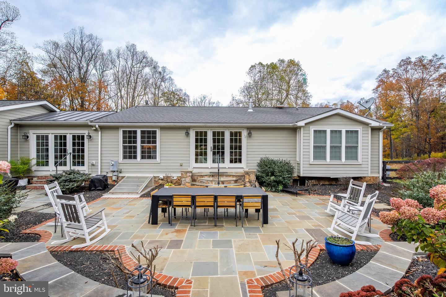 19488 BLUERIDGE MOUNTAIN RD, BLUEMONT, Virginia 20135, 3 Bedrooms Bedrooms, ,3 BathroomsBathrooms,Residential,For sale,19488 BLUERIDGE MOUNTAIN RD,VACL2006188 MLS # VACL2006188