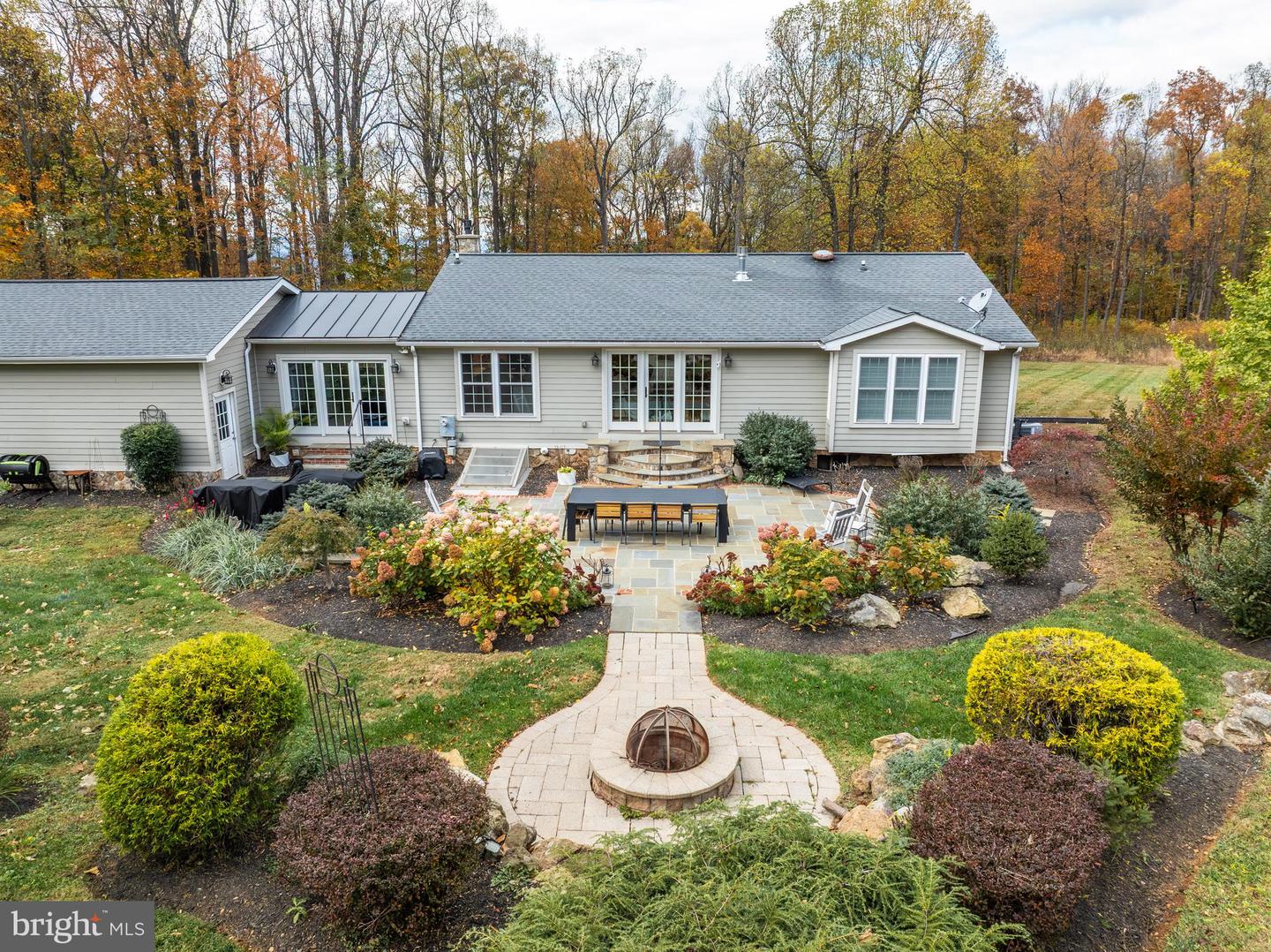 19488 BLUERIDGE MOUNTAIN RD, BLUEMONT, Virginia 20135, 3 Bedrooms Bedrooms, ,3 BathroomsBathrooms,Residential,For sale,19488 BLUERIDGE MOUNTAIN RD,VACL2006188 MLS # VACL2006188