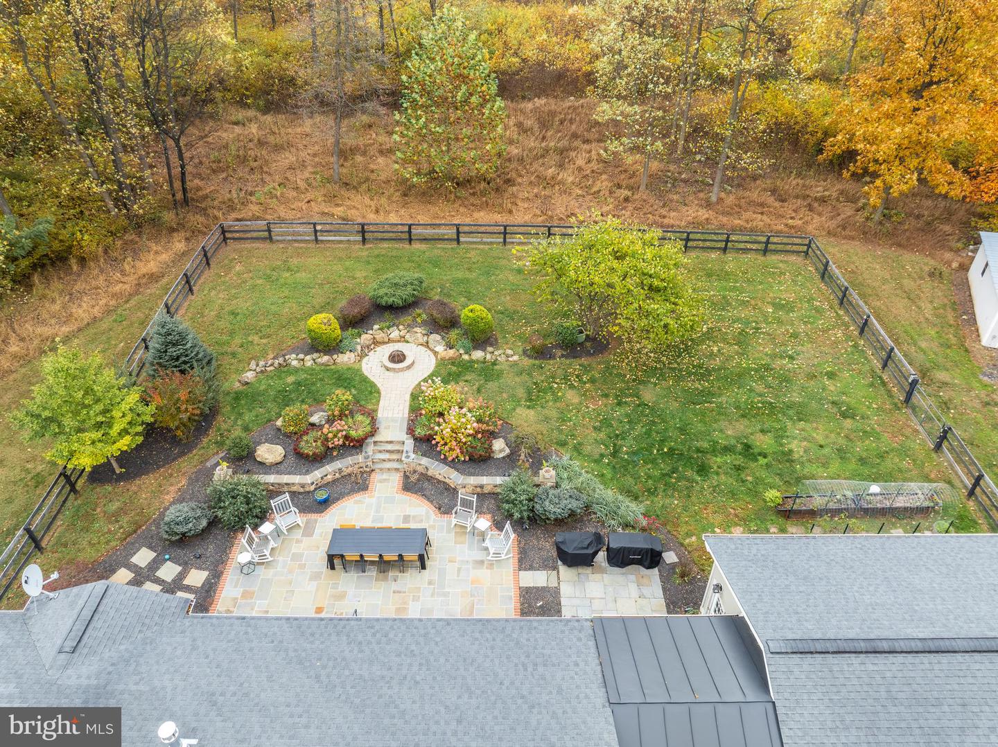 19488 BLUERIDGE MOUNTAIN RD, BLUEMONT, Virginia 20135, 3 Bedrooms Bedrooms, ,3 BathroomsBathrooms,Residential,For sale,19488 BLUERIDGE MOUNTAIN RD,VACL2006188 MLS # VACL2006188