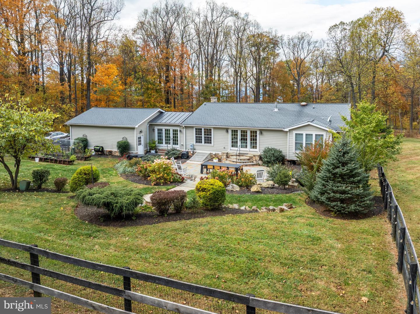 19488 BLUERIDGE MOUNTAIN RD, BLUEMONT, Virginia 20135, 3 Bedrooms Bedrooms, ,3 BathroomsBathrooms,Residential,For sale,19488 BLUERIDGE MOUNTAIN RD,VACL2006188 MLS # VACL2006188