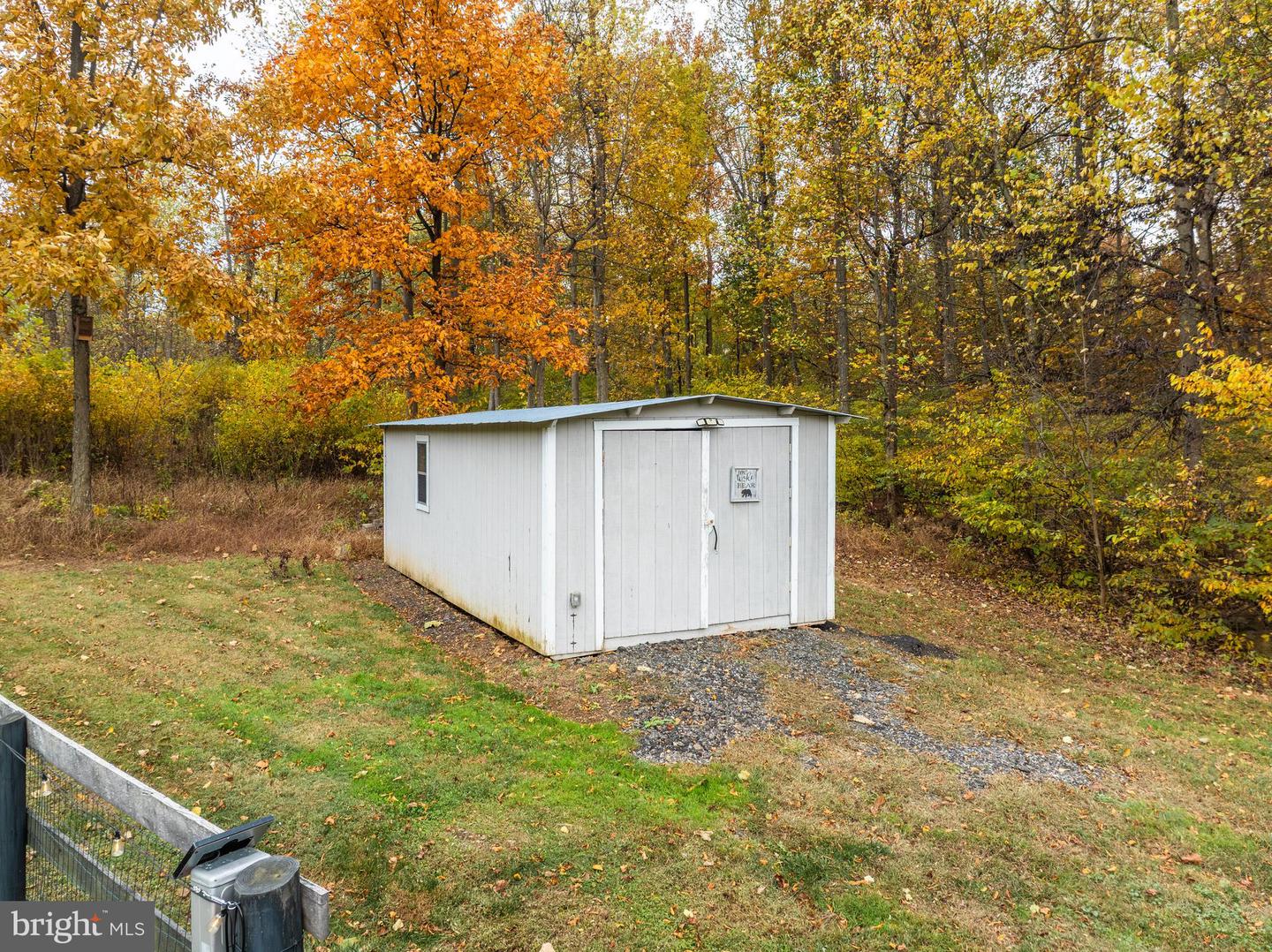 19488 BLUERIDGE MOUNTAIN RD, BLUEMONT, Virginia 20135, 3 Bedrooms Bedrooms, ,3 BathroomsBathrooms,Residential,For sale,19488 BLUERIDGE MOUNTAIN RD,VACL2006188 MLS # VACL2006188