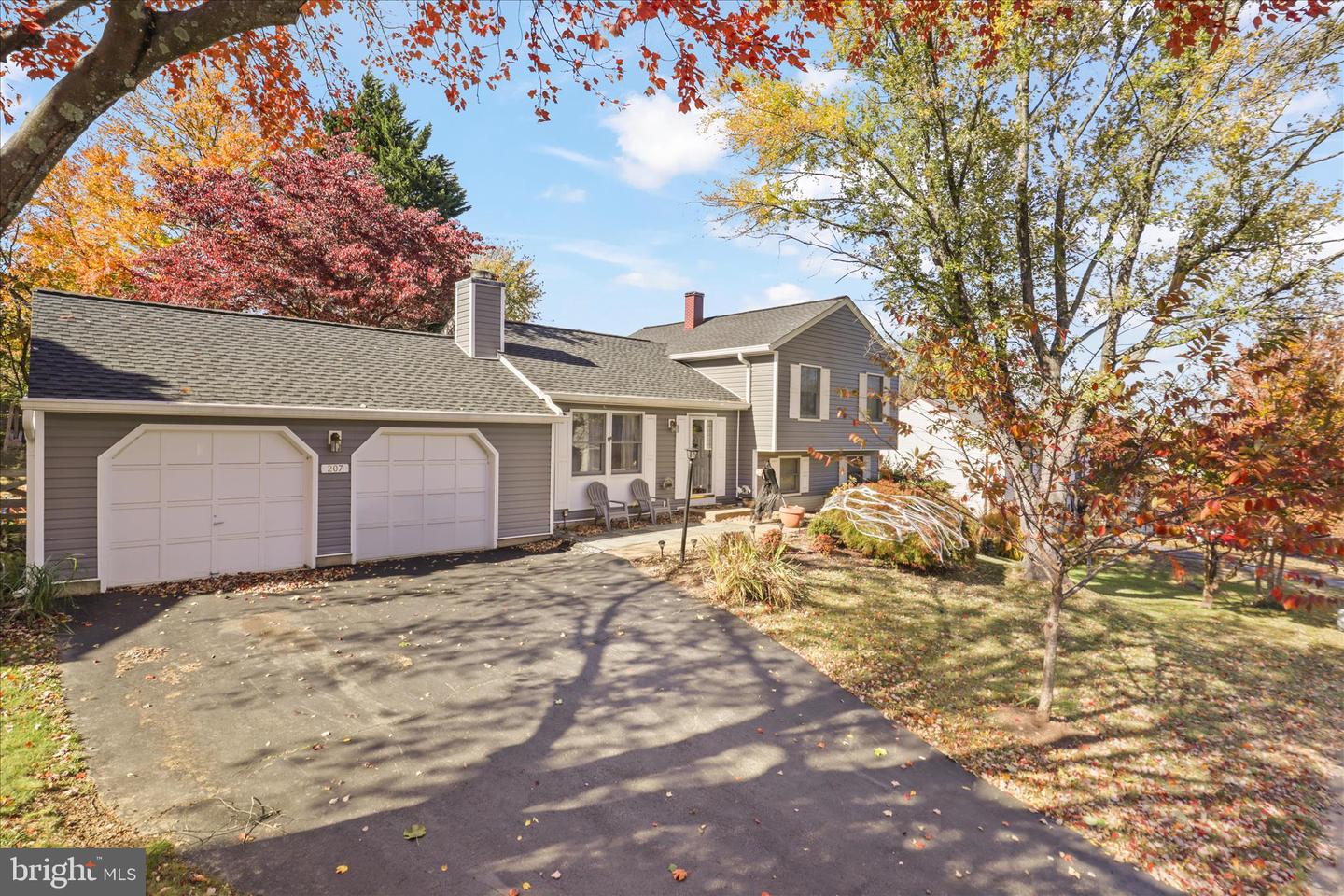 207 N LAURA ANNE DR, STERLING, Virginia 20164, 4 Bedrooms Bedrooms, ,3 BathroomsBathrooms,Residential,For sale,207 N LAURA ANNE DR,VALO2110052 MLS # VALO2110052 207 N LAURA ANNE DR, STERLING, Virginia 20164, 4 Bedrooms Bedrooms, ,3 BathroomsBathrooms,Residential,For sale,207 N LAURA ANNE DR,VALO2110052 MLS # VALO2110052