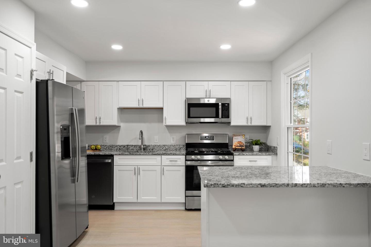 9521 CHERRY OAK CT, BURKE, Virginia 22015, 3 Bedrooms Bedrooms, ,2 BathroomsBathrooms,Residential,For sale,9521 CHERRY OAK CT,VAFX2277052 MLS # VAFX2277052 9521 CHERRY OAK CT, BURKE, Virginia 22015, 3 Bedrooms Bedrooms, ,2 BathroomsBathrooms,Residential,For sale,9521 CHERRY OAK CT,VAFX2277052 MLS # VAFX2277052