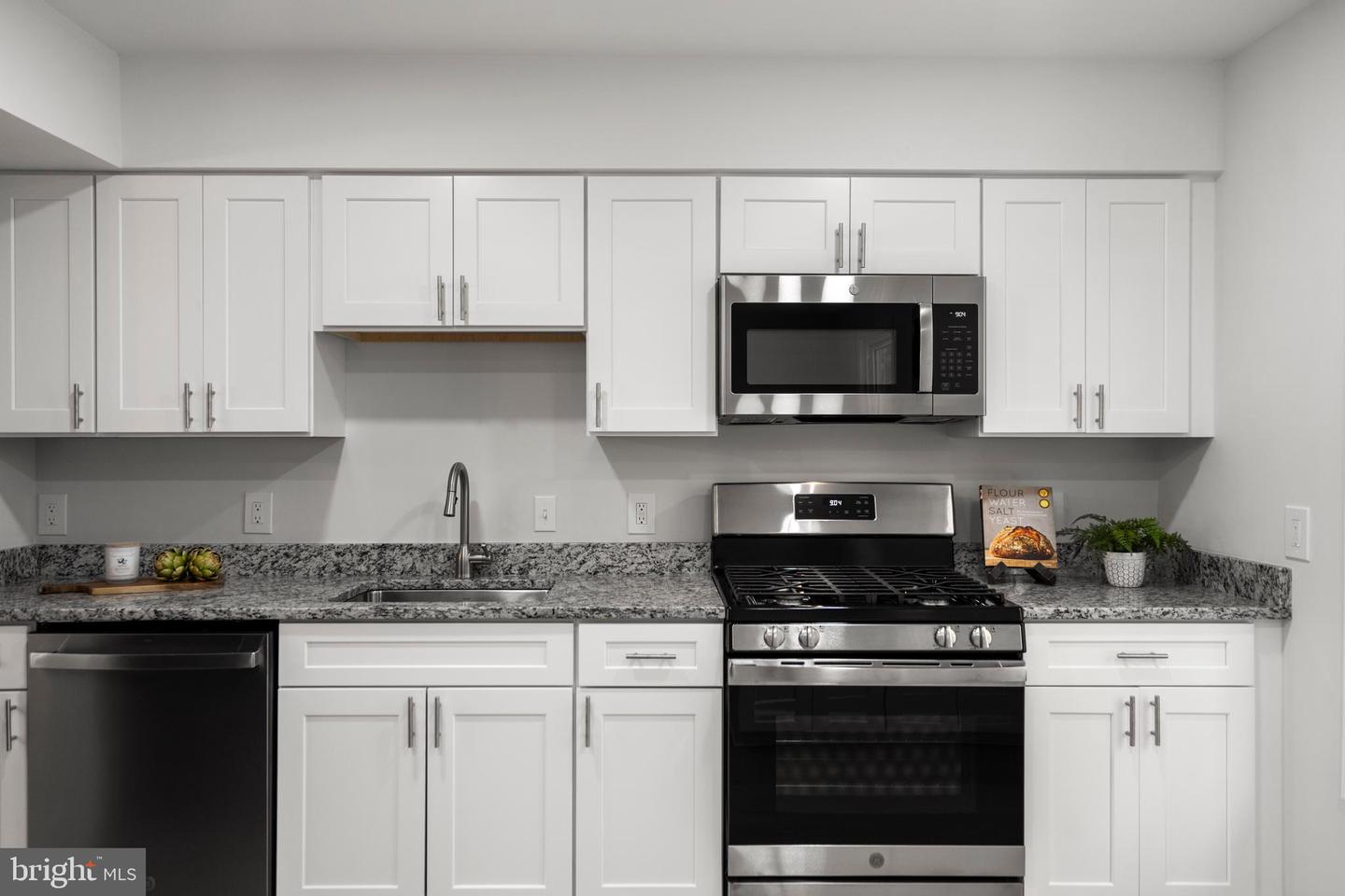 9521 CHERRY OAK CT, BURKE, Virginia 22015, 3 Bedrooms Bedrooms, ,2 BathroomsBathrooms,Residential,For sale,9521 CHERRY OAK CT,VAFX2277052 MLS # VAFX2277052 9521 CHERRY OAK CT, BURKE, Virginia 22015, 3 Bedrooms Bedrooms, ,2 BathroomsBathrooms,Residential,For sale,9521 CHERRY OAK CT,VAFX2277052 MLS # VAFX2277052