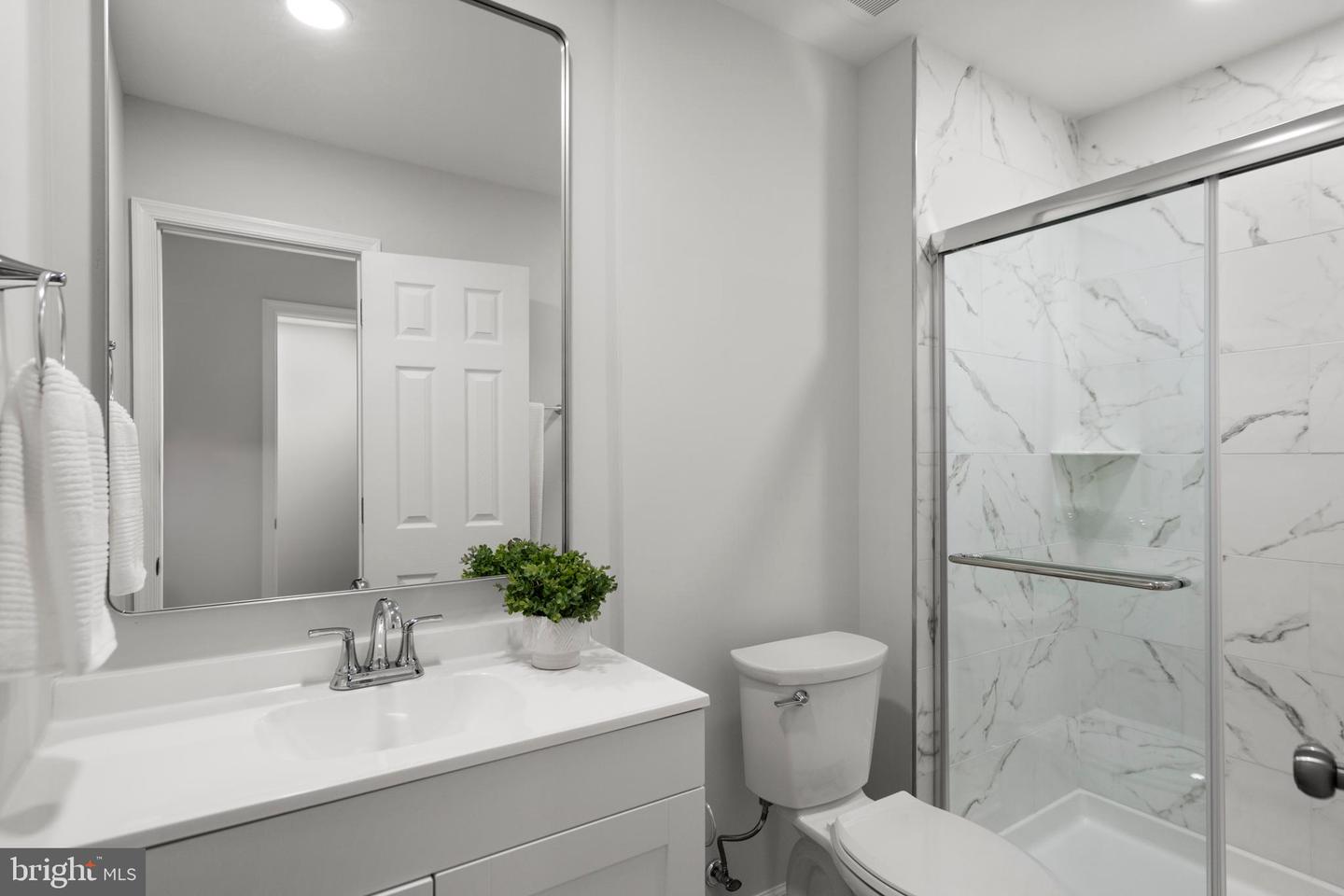 9521 CHERRY OAK CT, BURKE, Virginia 22015, 3 Bedrooms Bedrooms, ,2 BathroomsBathrooms,Residential,For sale,9521 CHERRY OAK CT,VAFX2277052 MLS # VAFX2277052 9521 CHERRY OAK CT, BURKE, Virginia 22015, 3 Bedrooms Bedrooms, ,2 BathroomsBathrooms,Residential,For sale,9521 CHERRY OAK CT,VAFX2277052 MLS # VAFX2277052