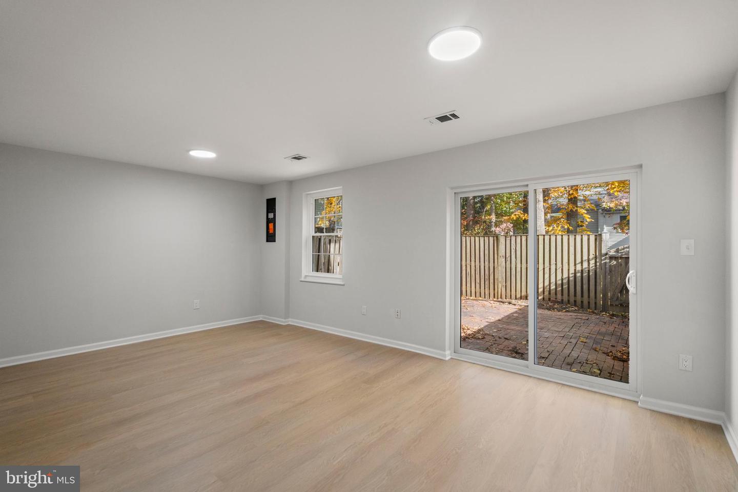 9521 CHERRY OAK CT, BURKE, Virginia 22015, 3 Bedrooms Bedrooms, ,2 BathroomsBathrooms,Residential,For sale,9521 CHERRY OAK CT,VAFX2277052 MLS # VAFX2277052 9521 CHERRY OAK CT, BURKE, Virginia 22015, 3 Bedrooms Bedrooms, ,2 BathroomsBathrooms,Residential,For sale,9521 CHERRY OAK CT,VAFX2277052 MLS # VAFX2277052