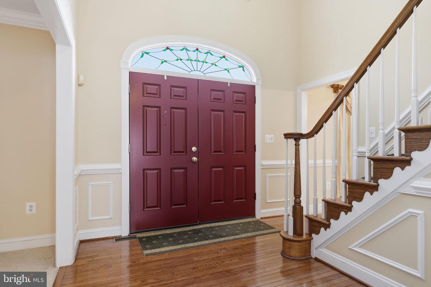 1 AYR ST SW, LEESBURG, Virginia 20175, 4 Bedrooms Bedrooms, ,4 BathroomsBathrooms,Residential,For sale,1 AYR ST SW,VALO2110320 MLS # VALO2110320