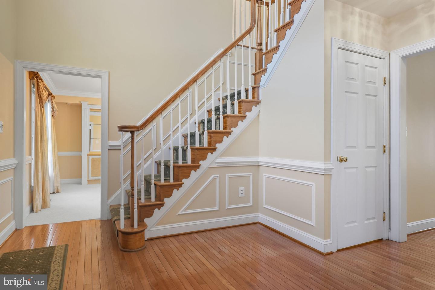 1 AYR ST SW, LEESBURG, Virginia 20175, 4 Bedrooms Bedrooms, ,4 BathroomsBathrooms,Residential,For sale,1 AYR ST SW,VALO2110320 MLS # VALO2110320