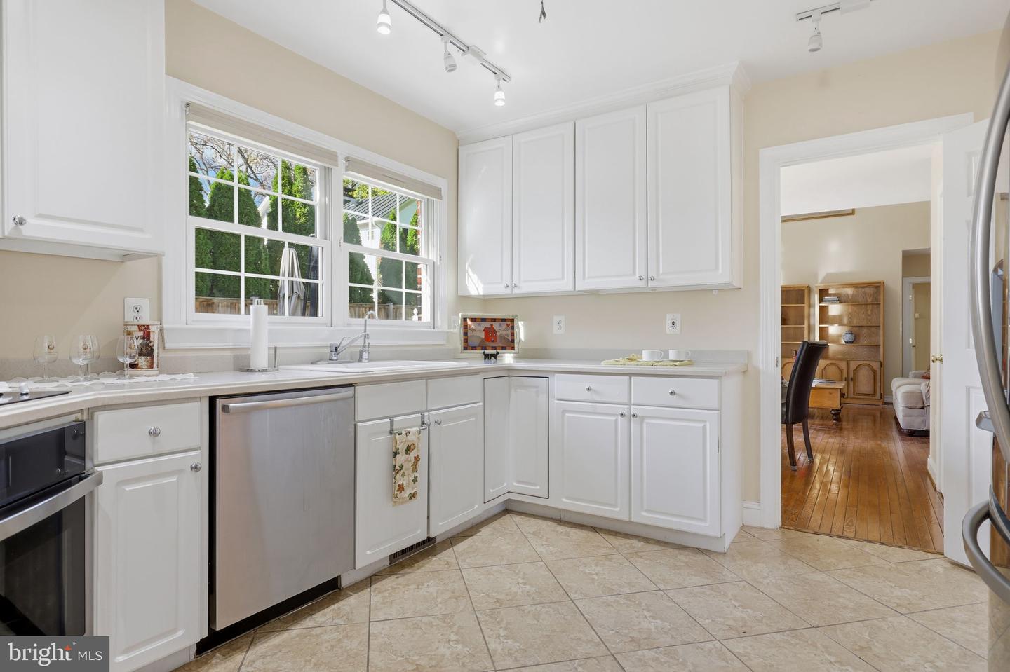 1 AYR ST SW, LEESBURG, Virginia 20175, 4 Bedrooms Bedrooms, ,4 BathroomsBathrooms,Residential,For sale,1 AYR ST SW,VALO2110320 MLS # VALO2110320