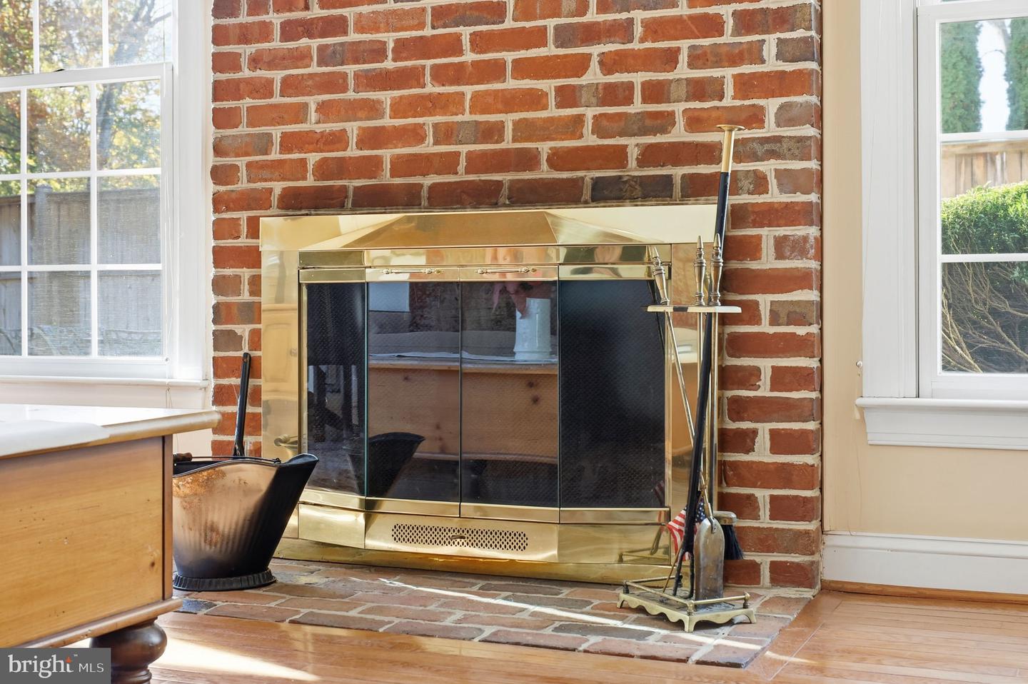 1 AYR ST SW, LEESBURG, Virginia 20175, 4 Bedrooms Bedrooms, ,4 BathroomsBathrooms,Residential,For sale,1 AYR ST SW,VALO2110320 MLS # VALO2110320