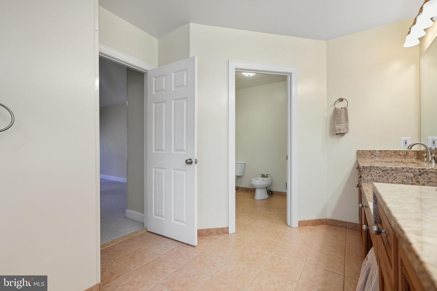 1 AYR ST SW, LEESBURG, Virginia 20175, 4 Bedrooms Bedrooms, ,4 BathroomsBathrooms,Residential,For sale,1 AYR ST SW,VALO2110320 MLS # VALO2110320