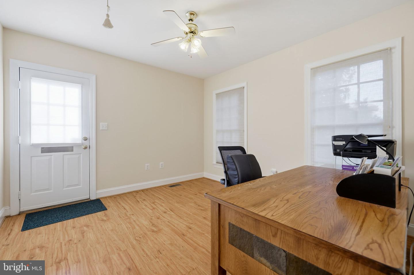 1 AYR ST SW, LEESBURG, Virginia 20175, 4 Bedrooms Bedrooms, ,4 BathroomsBathrooms,Residential,For sale,1 AYR ST SW,VALO2110320 MLS # VALO2110320