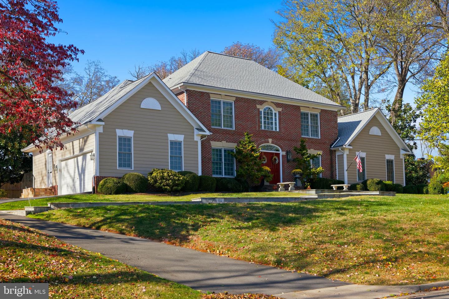 1 AYR ST SW, LEESBURG, Virginia 20175, 4 Bedrooms Bedrooms, ,4 BathroomsBathrooms,Residential,For sale,1 AYR ST SW,VALO2110320 MLS # VALO2110320