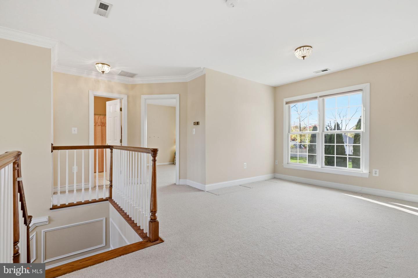 1 AYR ST SW, LEESBURG, Virginia 20175, 4 Bedrooms Bedrooms, ,4 BathroomsBathrooms,Residential,For sale,1 AYR ST SW,VALO2110320 MLS # VALO2110320