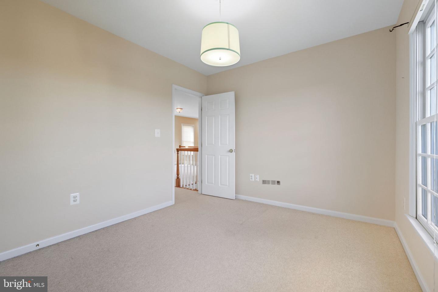 1 AYR ST SW, LEESBURG, Virginia 20175, 4 Bedrooms Bedrooms, ,4 BathroomsBathrooms,Residential,For sale,1 AYR ST SW,VALO2110320 MLS # VALO2110320