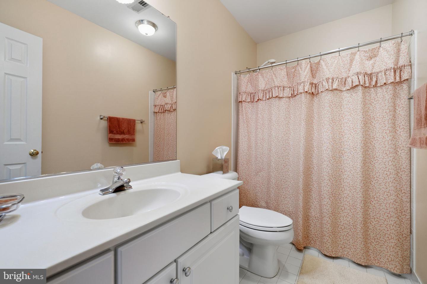 1 AYR ST SW, LEESBURG, Virginia 20175, 4 Bedrooms Bedrooms, ,4 BathroomsBathrooms,Residential,For sale,1 AYR ST SW,VALO2110320 MLS # VALO2110320