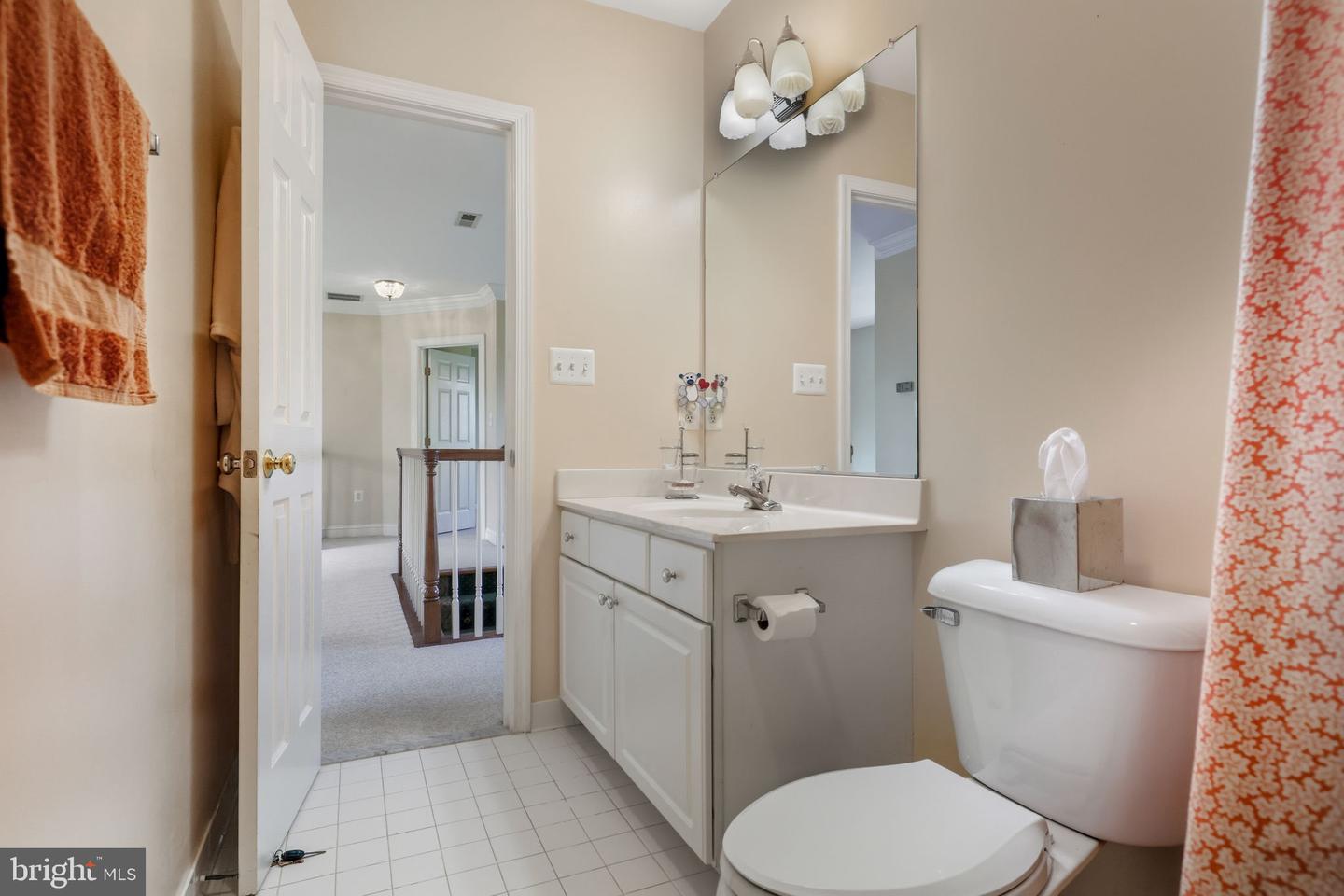 1 AYR ST SW, LEESBURG, Virginia 20175, 4 Bedrooms Bedrooms, ,4 BathroomsBathrooms,Residential,For sale,1 AYR ST SW,VALO2110320 MLS # VALO2110320