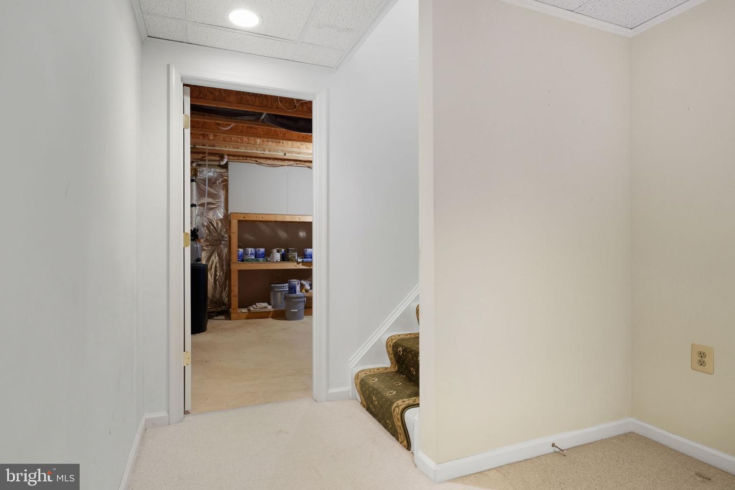 1 AYR ST SW, LEESBURG, Virginia 20175, 4 Bedrooms Bedrooms, ,4 BathroomsBathrooms,Residential,For sale,1 AYR ST SW,VALO2110320 MLS # VALO2110320